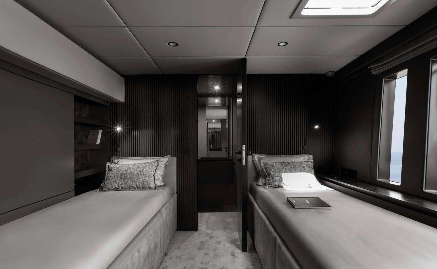 yacht-551697