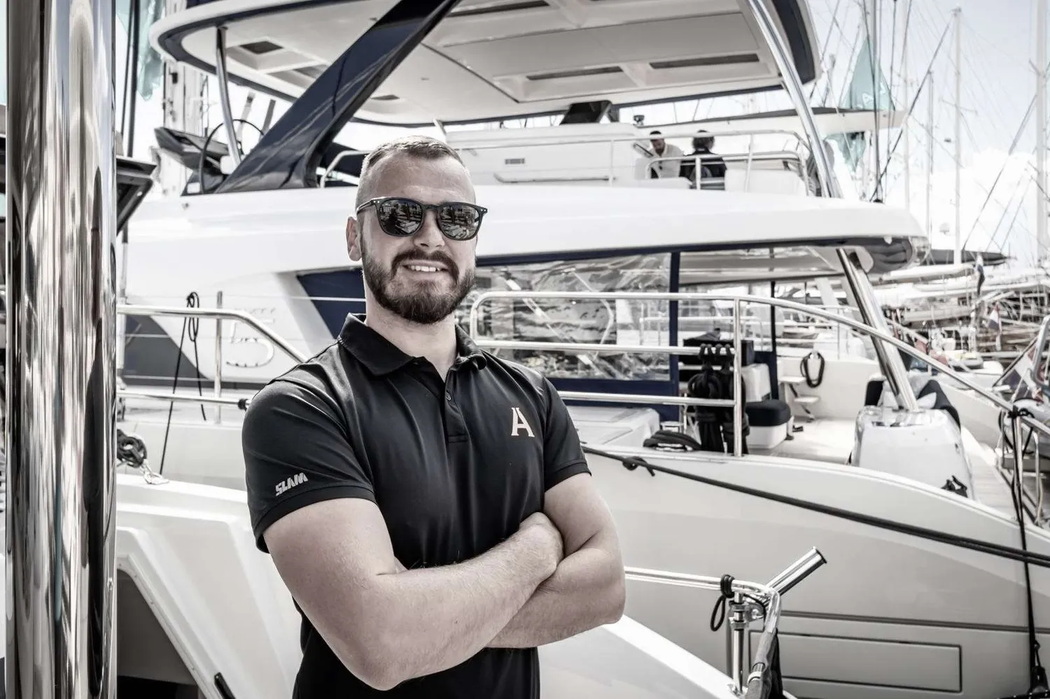 crew-1958468