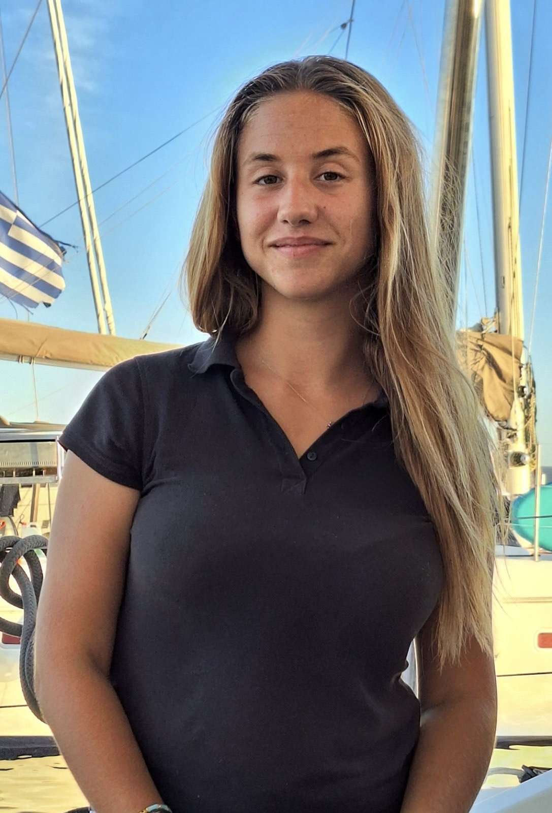 crew-1889097